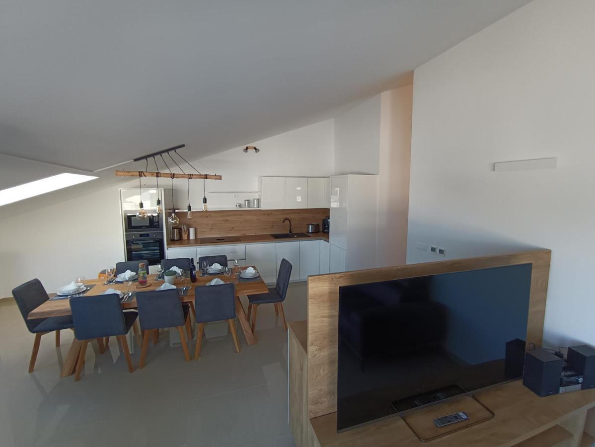 Apartamento Penthouse Sunset Medulin Exterior foto